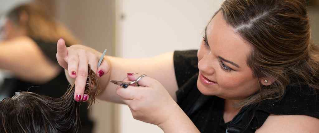 What is a bixie haircut?