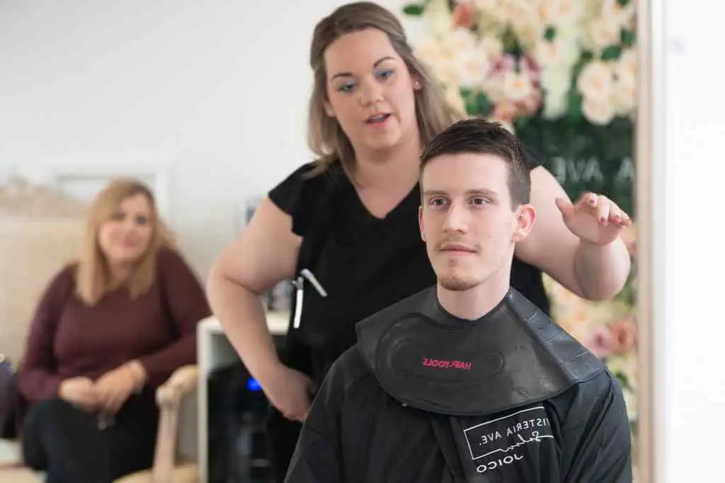 a hair salon mens haircut consultation