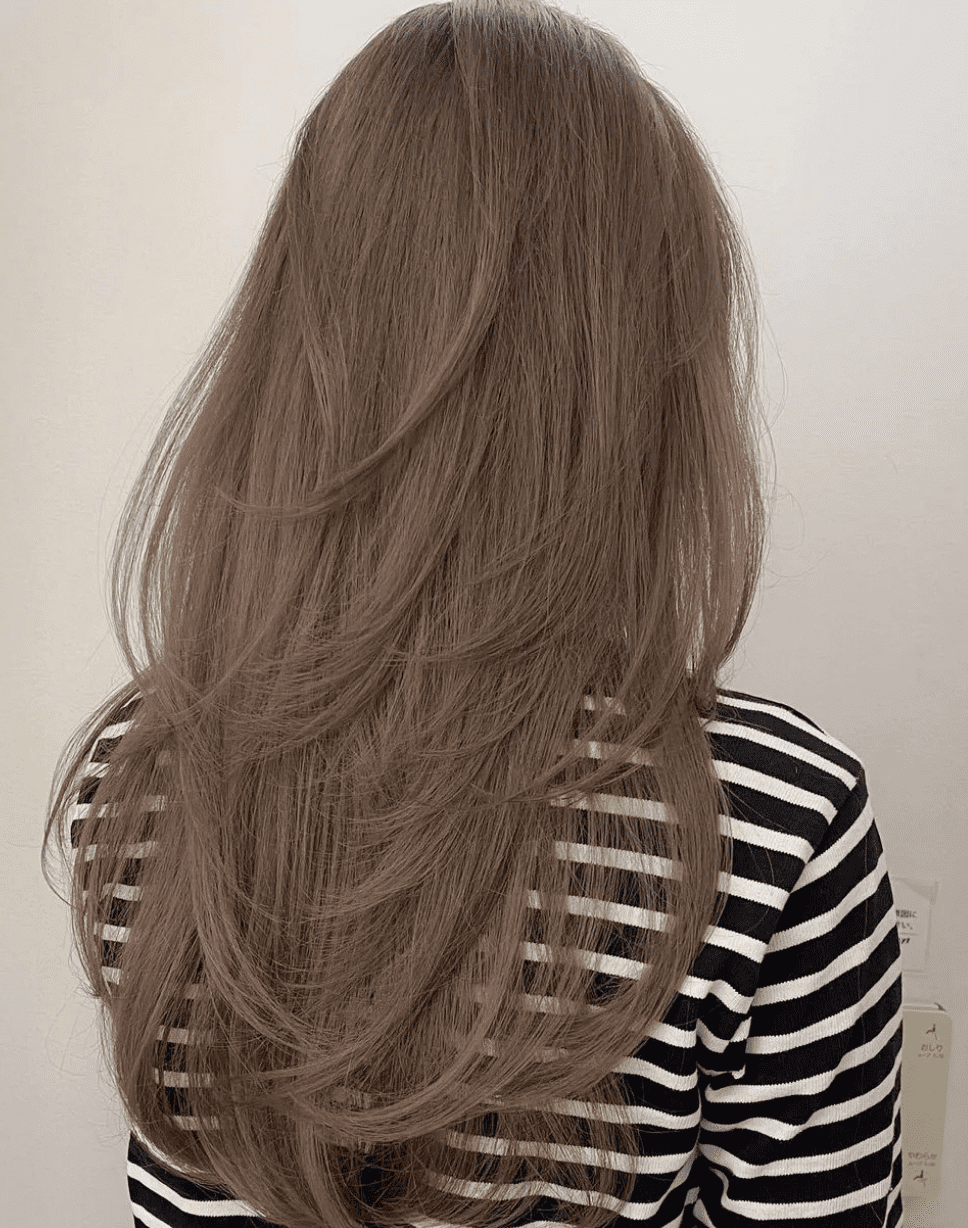 10 Long Haircut Styles for Thinning Hair