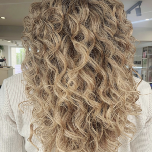curly haircut oxfordshire