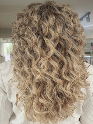 curly haircut oxfordshire