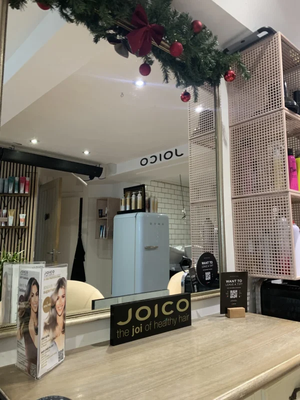 Abingdon hair salon inside